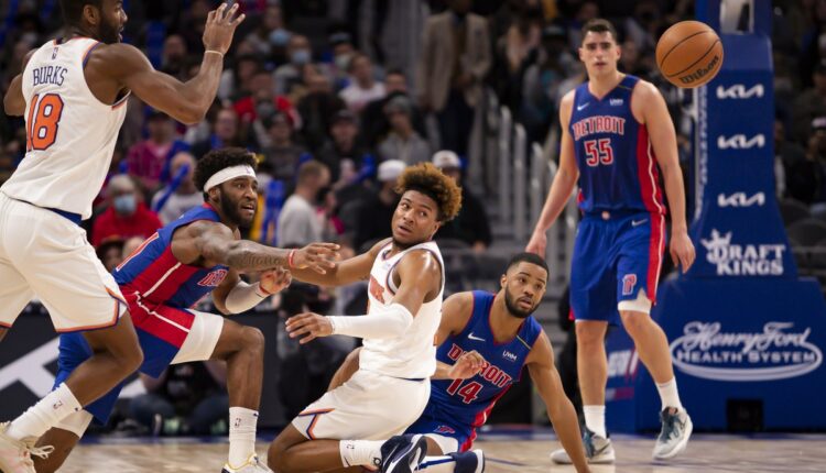 Detroit Pistons vs. San Antonio Spurs: Live Stream, TV Channel, Start Time | 1/1/2022 - How to Watch and Stream Major League & College Sports