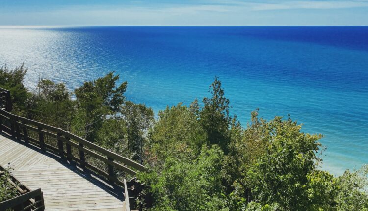 Great Lakes Compact ‘2.0’ necessary to protect against water commodification ⋆ Michigan Advance