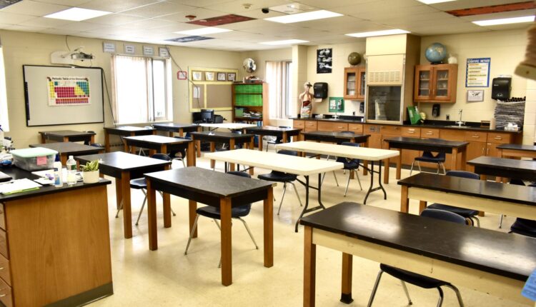 State reports 99 new COVID-19 school outbreaks in last week ⋆ Michigan Advance