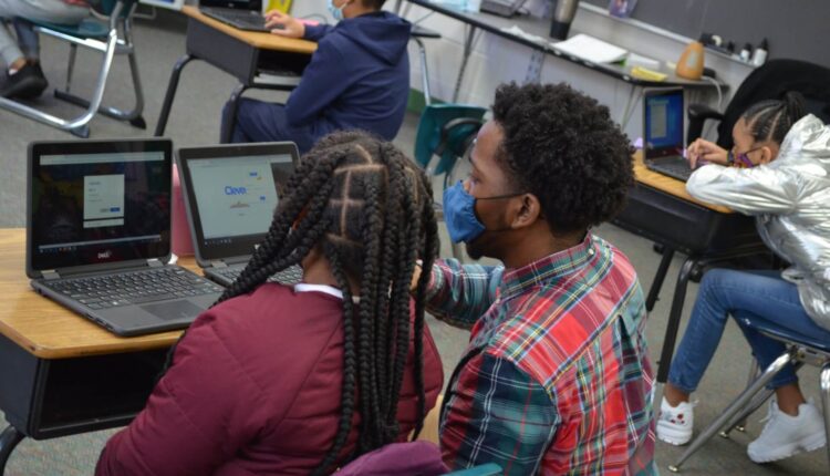 Michigan health officials drop K-12 schools masking recommendation ⋆ Michigan Advance