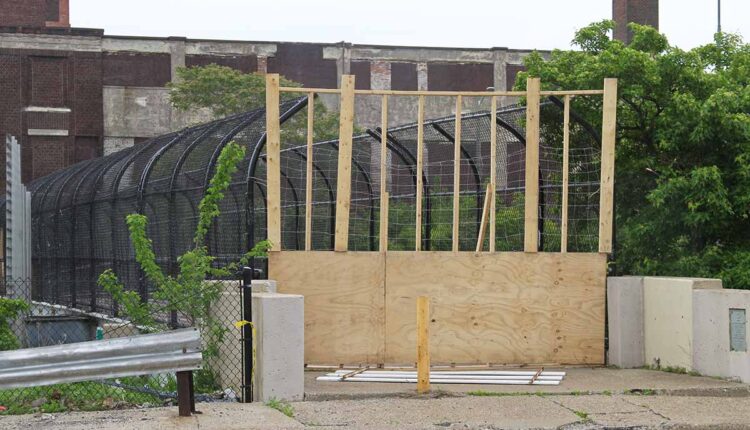 MDOT inspects Detroit pedestrian bridges after man falls through crossing