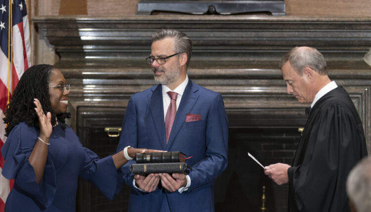 Ketanji Brown Jackson sworn in as U.S. Supreme Court justice ⋆ Michigan Advance
