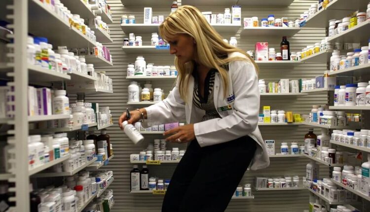Medicare prescription drug negotiation plan advanced by U.S. Senate Democrats ⋆ Michigan Advance