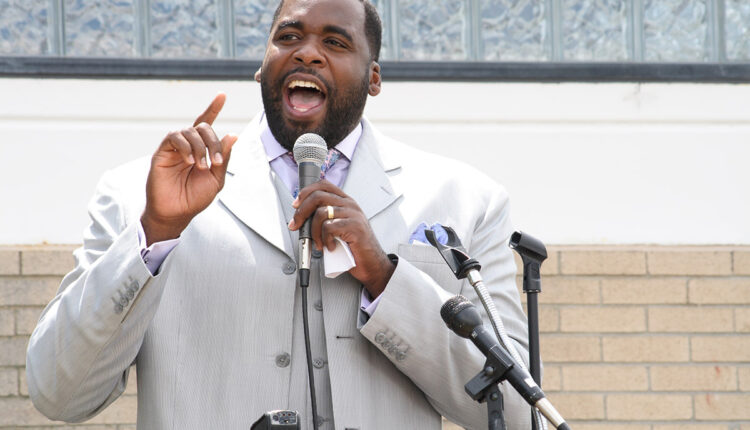 Feds want to collect Kwame Kilpatrick’s debt from PayPal, crowdfunding site