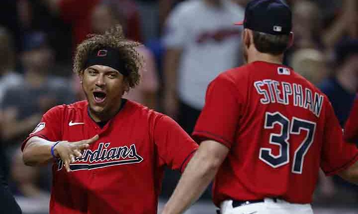 Naylor drives in 2 runs to lead Cleveland past Detroit | News, Sports, Jobs