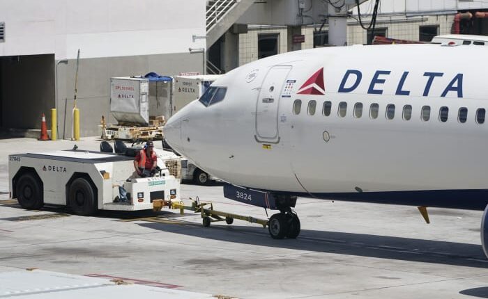 Delta flew 1,000 lost bags from London to Detroit after cancelled flights
