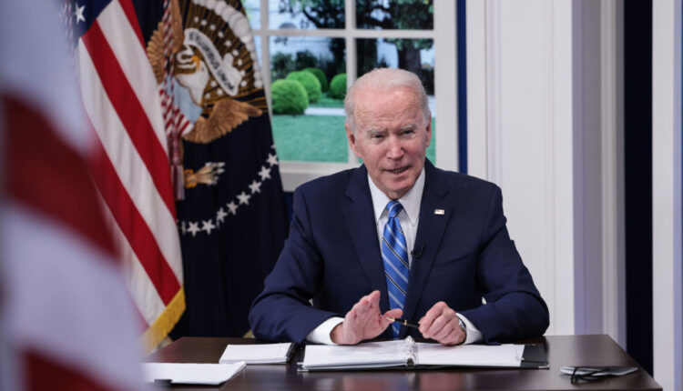 Biden signs into law Democrats’ wide-ranging climate change, health care and tax bill ⋆ Michigan Advance