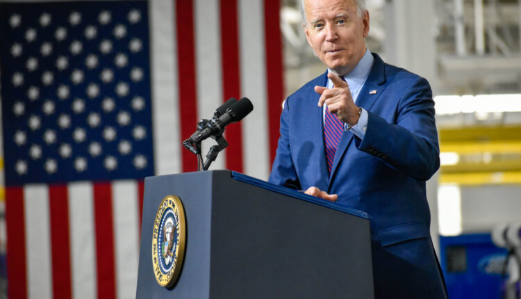 Biden to wipe out $10,000 in student loan debt for many borrowers ⋆ Michigan Advance