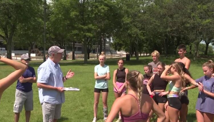 Lansing Community College cross country teams begin national championship quest
