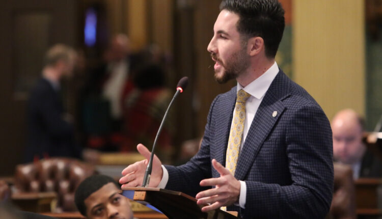 Rally opposing library books was an effort by ‘bad-faith actors’ ⋆ Michigan Advance