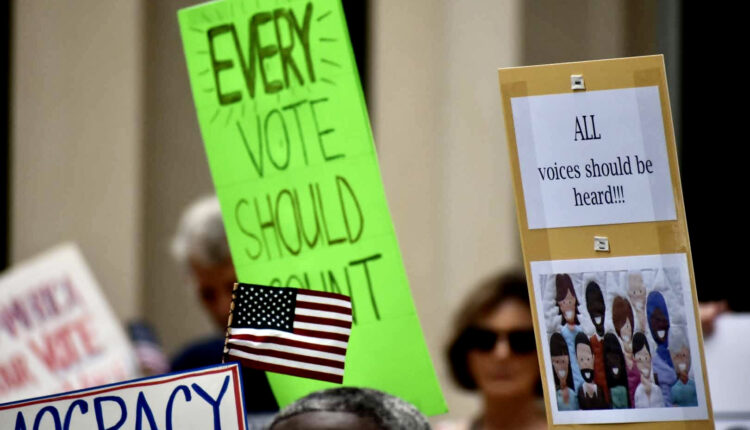 Mich. voters will decide 3 constitutional amendments. Here’s what's on your Nov. 8 ballot. ⋆ Michigan Advance