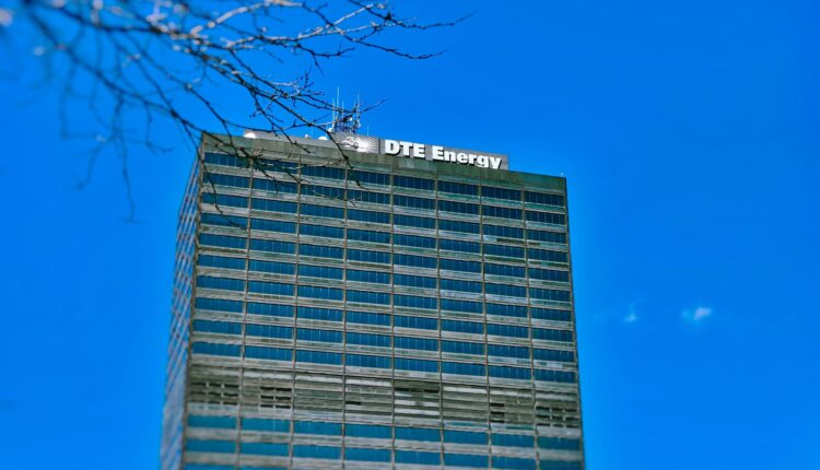 DTE, Consumers Energy face audits due to outages and safety concerns ⋆ Michigan Advance