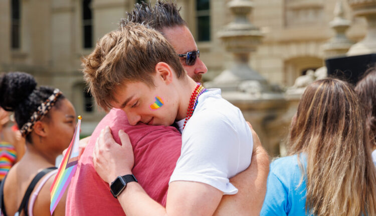 Adults who choose to bully LGBTQ+ children are weird — and profoundly broken ⋆ Michigan Advance