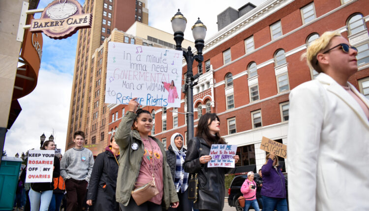 As anti-abortion opponents ramp up ads against Proposal 3, supporters debunk claims ⋆ Michigan Advance