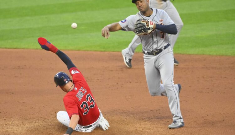 Jonathan Schoop gold glove nominee adds trade value