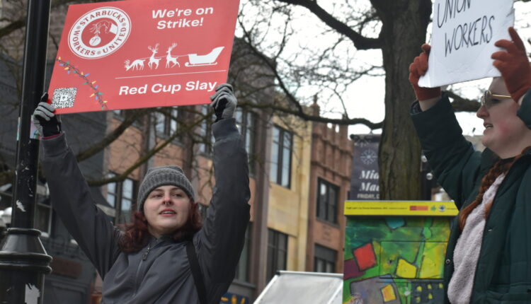 Starbucks workers hit the picket line during company’s annual ‘Red Cup Day’ ⋆ Michigan Advance