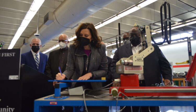 Newly empowered Democrats must prioritize talent development over business attraction ⋆ Michigan Advance