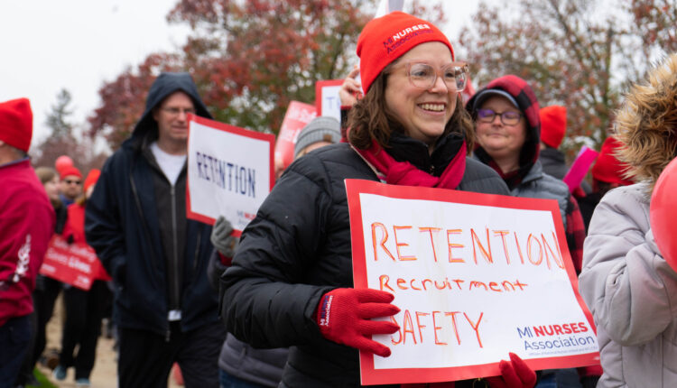 Borgess nurses ratify contract that boosts wages at Kalamazoo hospital ⋆ Michigan Advance