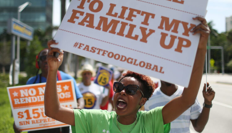Child poverty rates highest in states that haven’t raised minimum wage ⋆ Michigan Advance