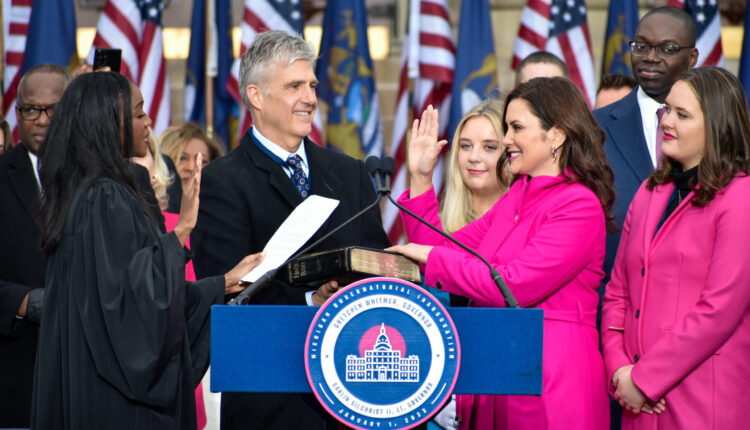 Whitmer calls for gun control, repealing abortion ban in 2nd inaugural address ⋆ Michigan Advance