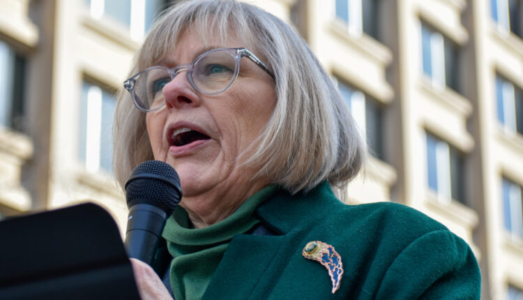 Michigan lawmakers attend White House meeting on ‘red flag’ gun reform laws ⋆ Michigan Advance