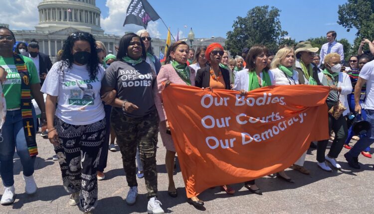This International Women’s Day, U.S. anti-abortion laws violate human rights, groups say ⋆ Michigan Advance