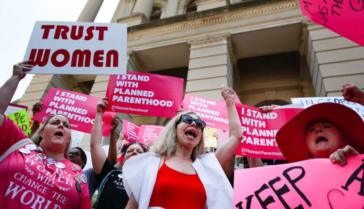 Physicians react to ruling placing abortion pill use in jeopardy ⋆ Michigan Advance