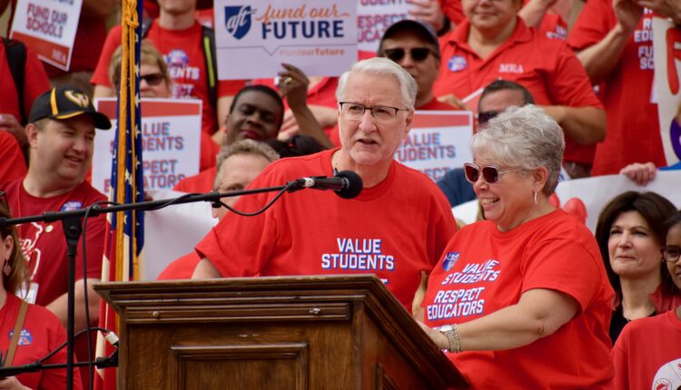 Public sector workers deserve more protections in Michigan ⋆ Michigan Advance