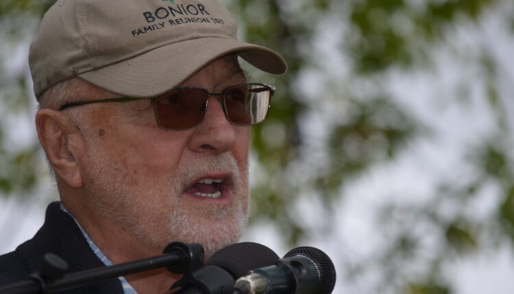 Macomb County community honors former U.S. Rep. David Bonior  ⋆ Michigan Advance