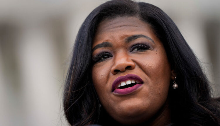 Missouri Rep. Cori Bush denies using tax dollars for personal security as DOJ investigates ⋆ Michigan Advance