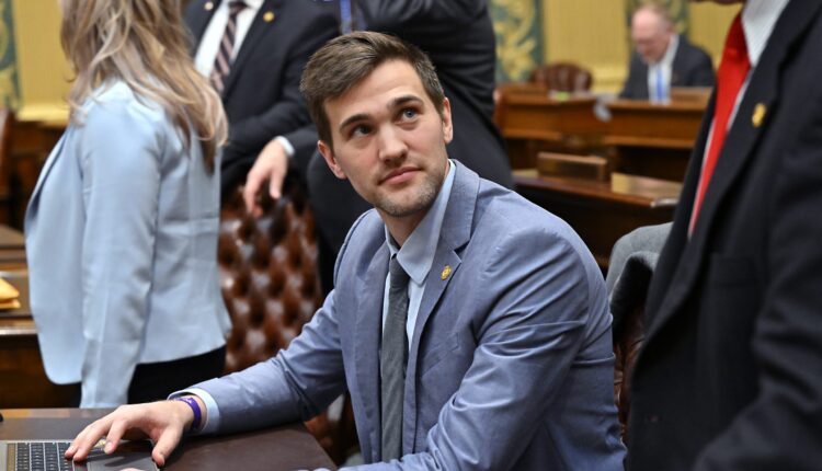 Speaker Tate strips Schriver of staff, funds and committee post over ‘racist rhetoric’ ⋆ Michigan Advance